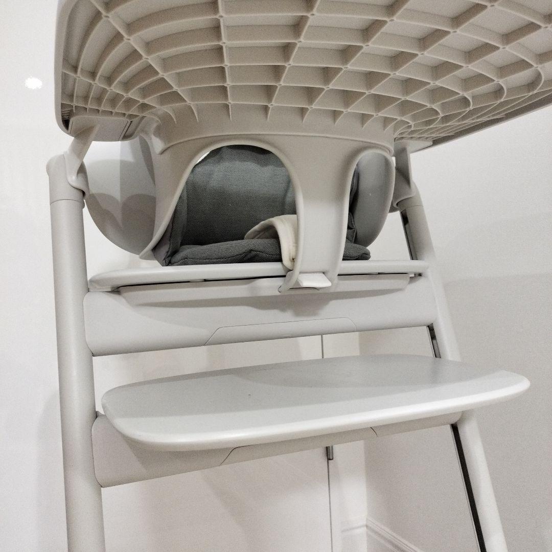 未使用に近い サイベックス レモ 3in1 レモチェア オールホワイト