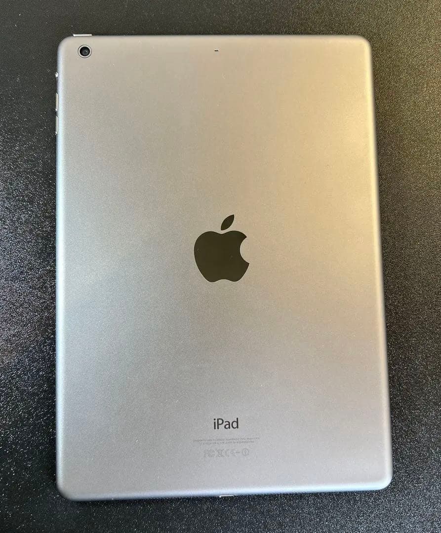 iPad Air MD787JA スペースグレイ　64G 12.5.7