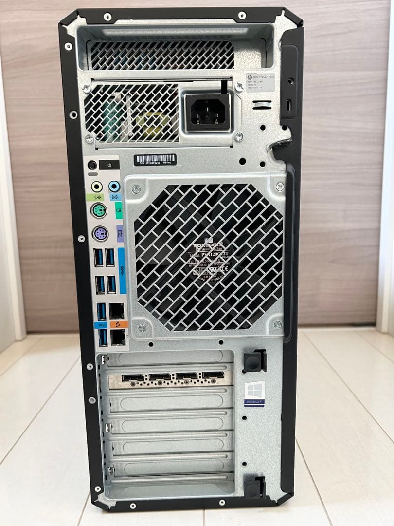 HP Z4 G4 Workstation W-2225 SSD メモリなし