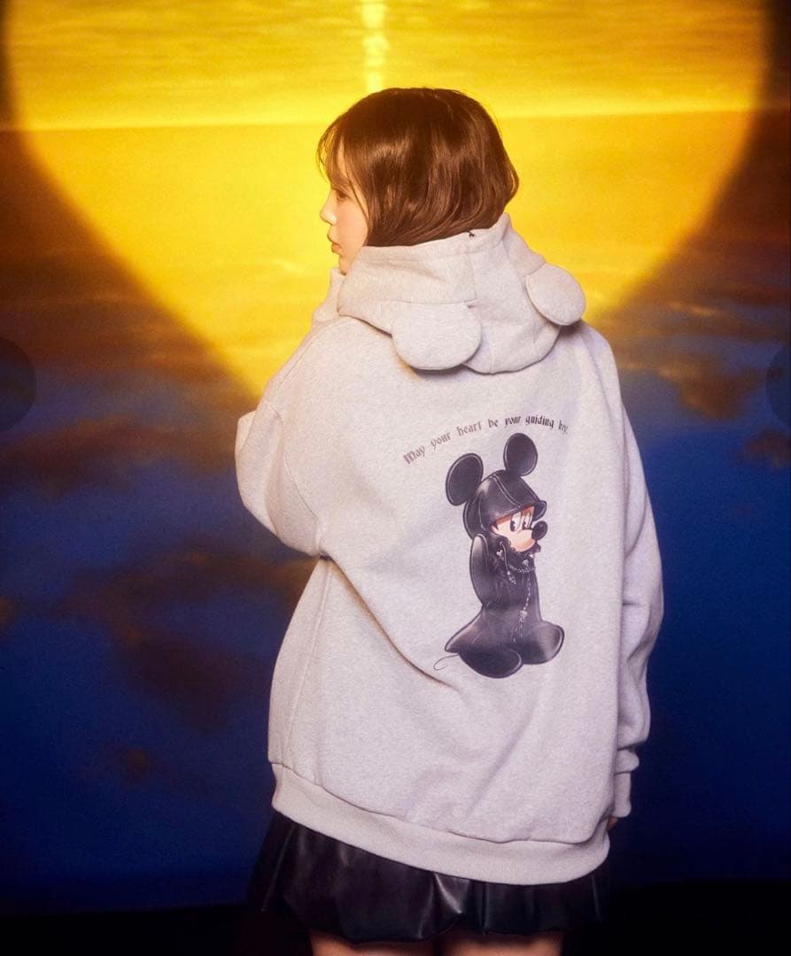 な*な様 CALNAMUR ミッキーマウス パーカー グレー
