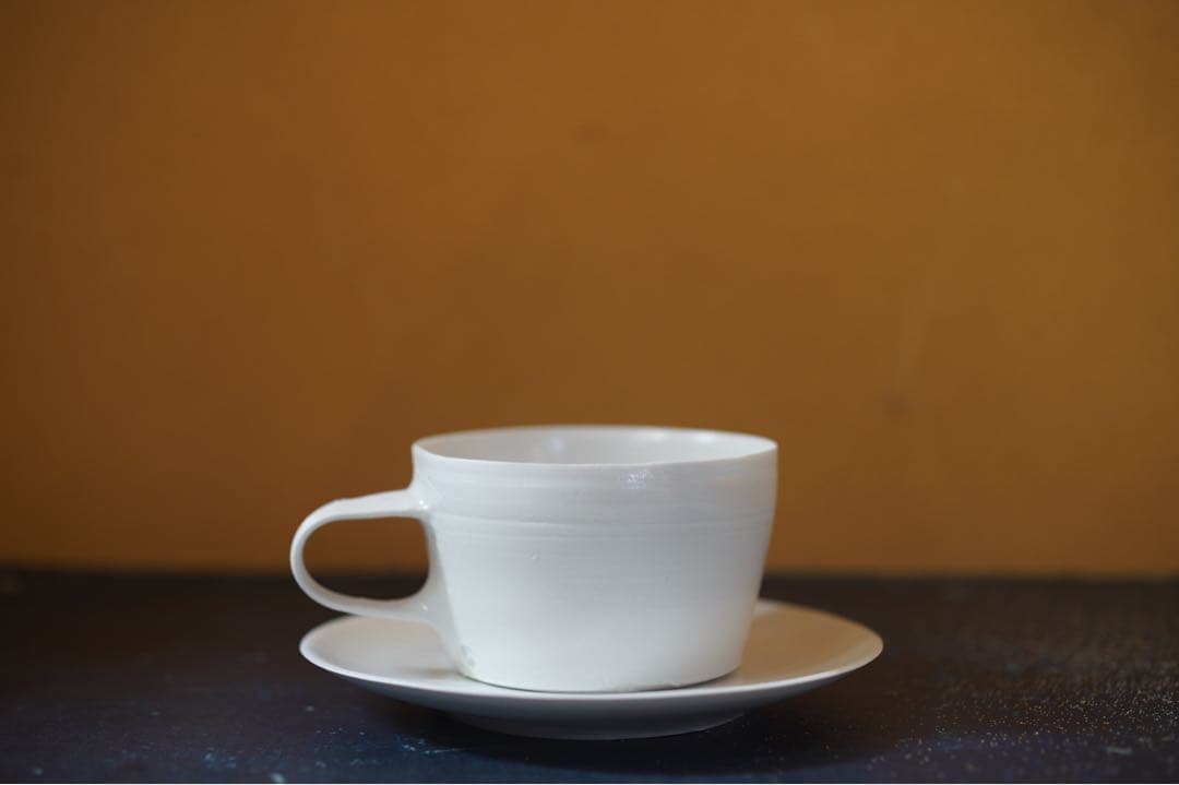 黒田泰蔵　白磁　カップとソーサー