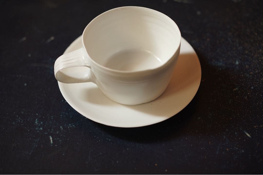 黒田泰蔵　白磁　カップとソーサー