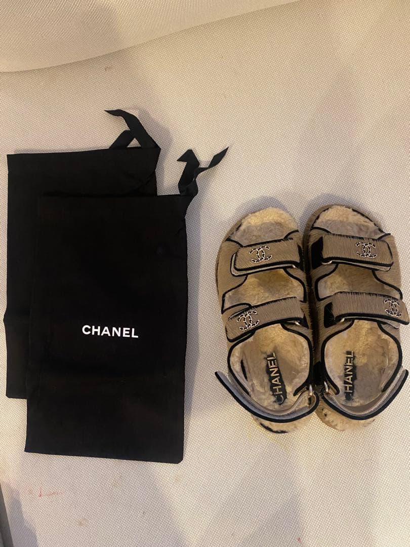 【HAERIN】CHANEL サンダル