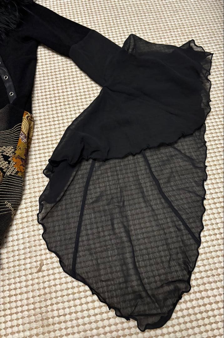 キューティーフラッシュ　ファー付きオフショル　チュニック