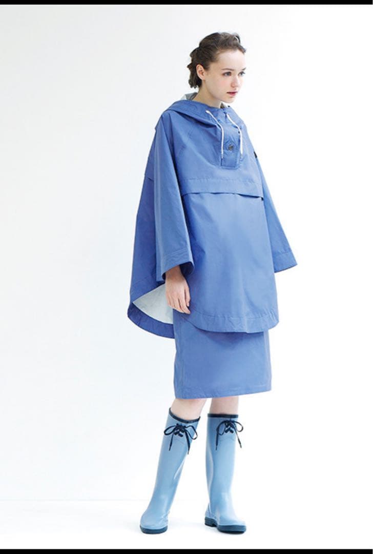 お値下げ　エーグル　未使用　フード付きポンチョ