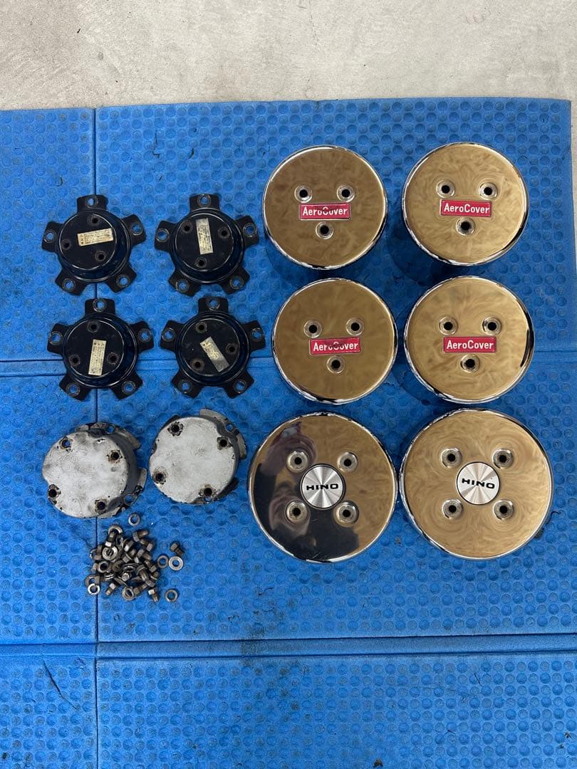 日野レンジャープロセンターハブキャップ