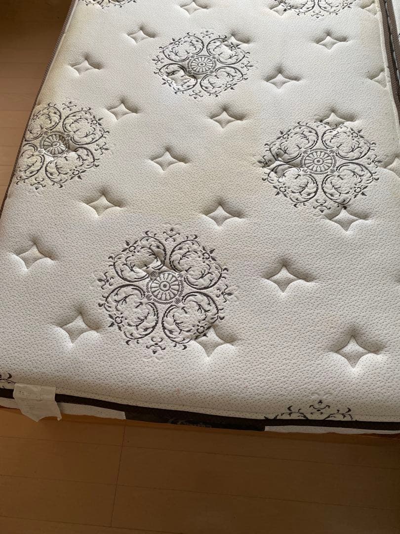 Serta 高級マットレス。在庫確認さん専用品です！