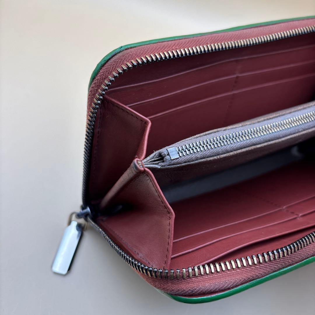 ①◆正規品◆ボッティガヴェネタイントレチャート ラウンドファスナー長財布グリーン