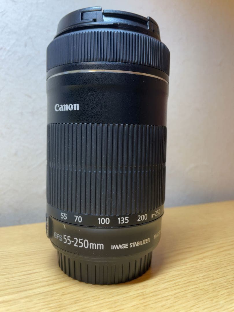 Canon EF-S 55-250mm is ズームレンズ