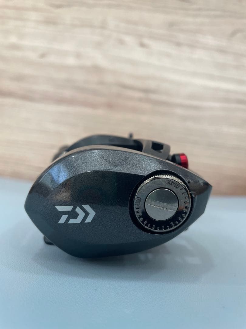 Daiwa ALPHAS AIR 7.2L ベイトリール 中古