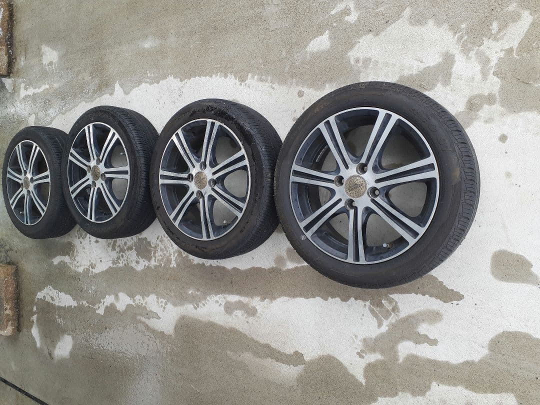 フー　15インチアルミホイール PCD100　　165/55R15