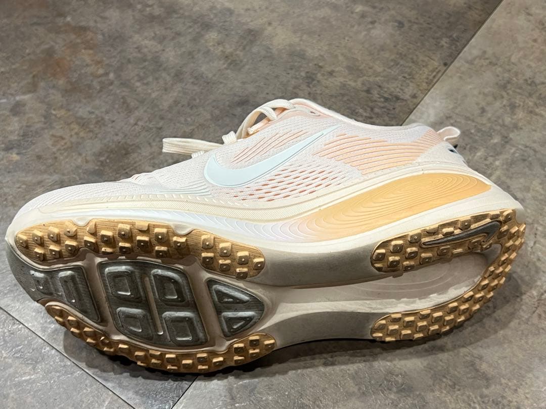 NIKE ズーム　ボメロ18 レディース　マラソン