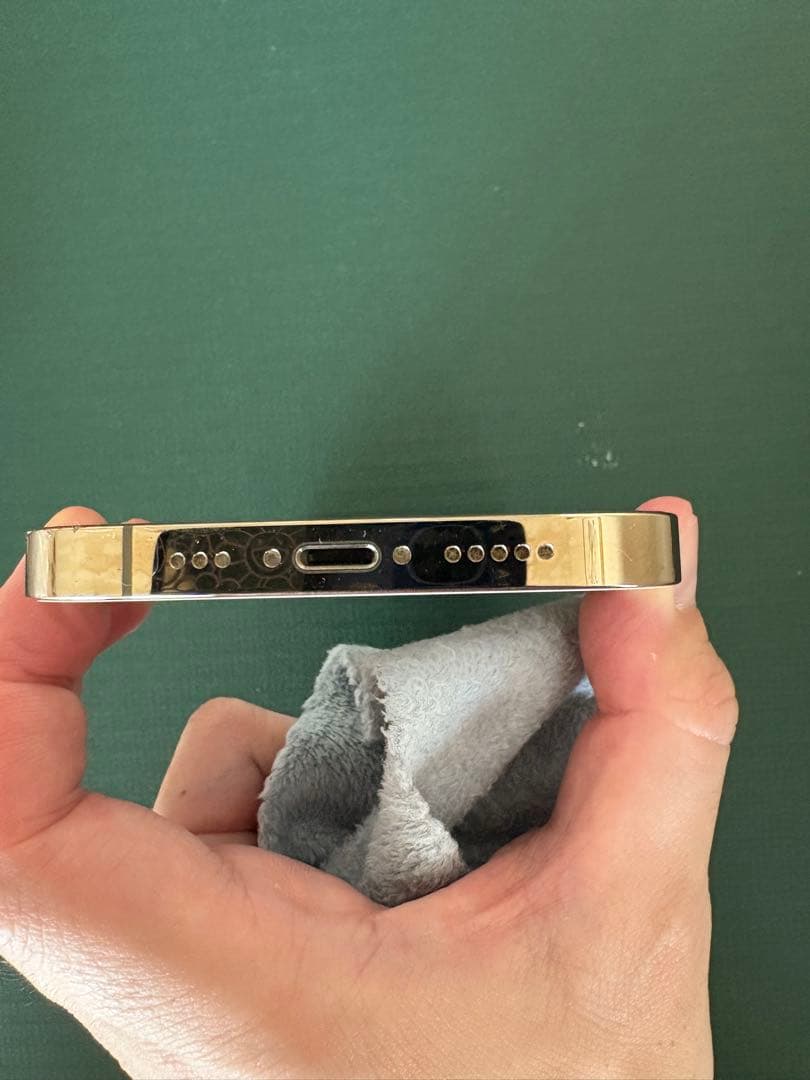 はるちゃん専用Apple iPhone 13 Pro ゴールド 256GB