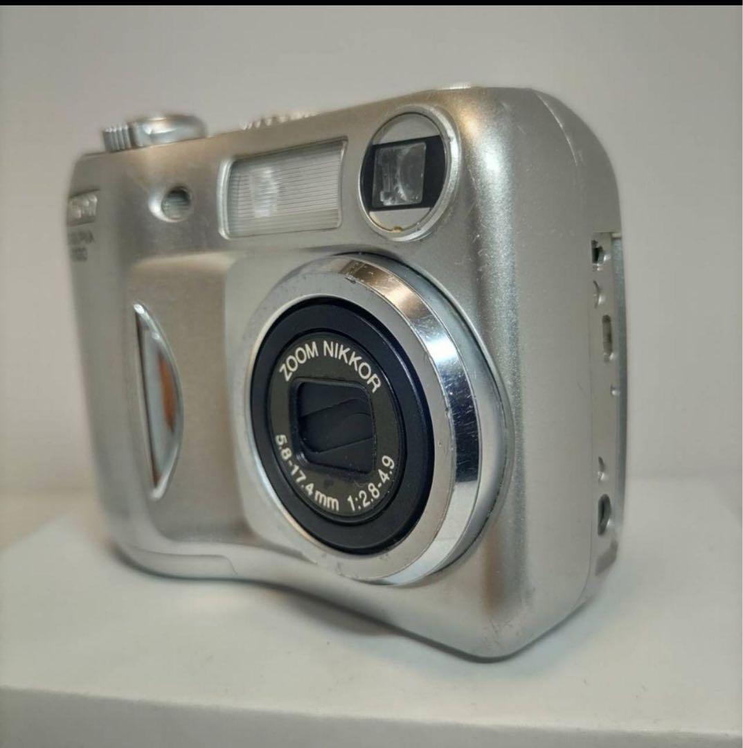 【お得！】ニコン COOLPIX 2100 オールドデジカメ オールドコンデジ