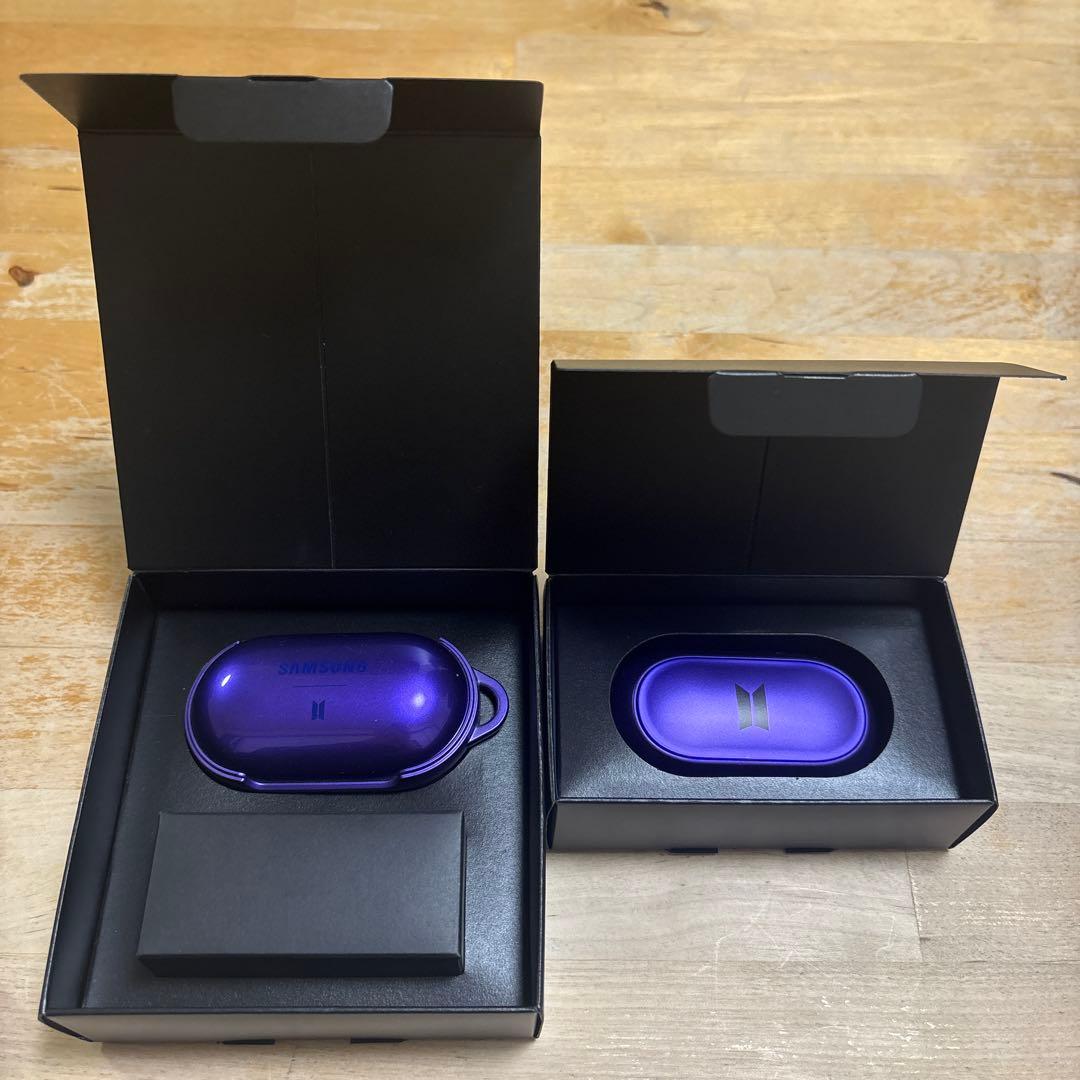 美品　BTS SAMSUNG イヤホン Buds ワイヤレス充電器