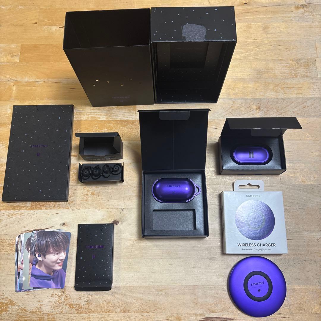 美品　BTS SAMSUNG イヤホン Buds ワイヤレス充電器