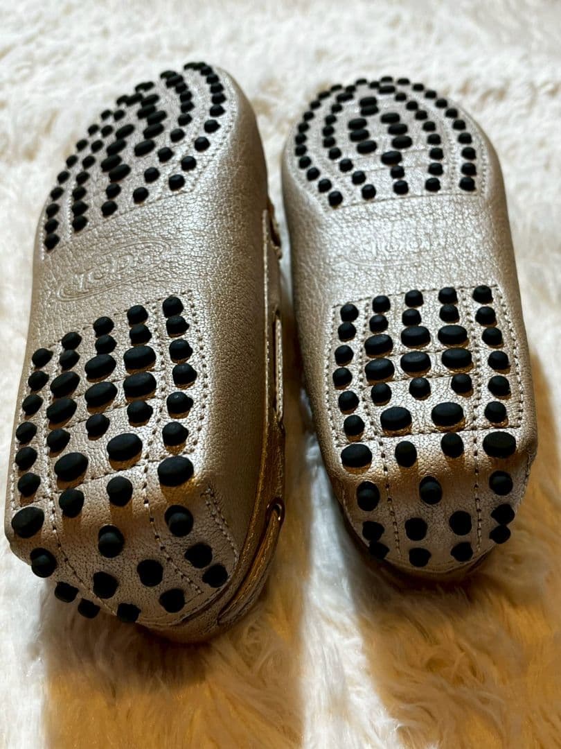 【美品】TOD'Sドライビングシューズ36 1/2(23.5)cmピンクゴールド