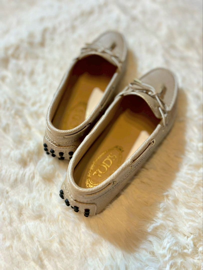 【美品】TOD'Sドライビングシューズ36 1/2(23.5)cmピンクゴールド