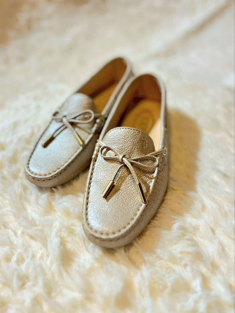 【美品】TOD'Sドライビングシューズ36 1/2(23.5)cmピンクゴールド