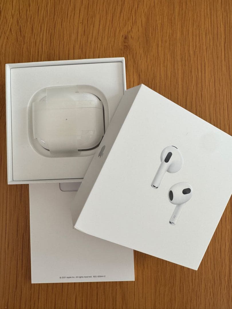 AirPods 3 本体 ホワイト