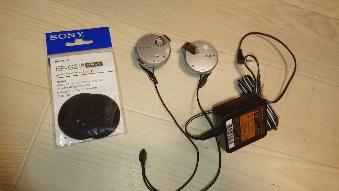 SONY.Bluetoothヘッドフォン DR-BT140QP 新品パッド付!!