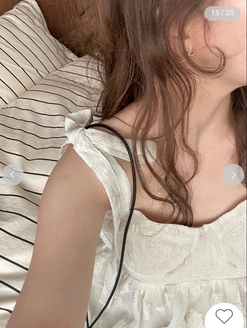 lily brown シアージャガードペプラムトップス