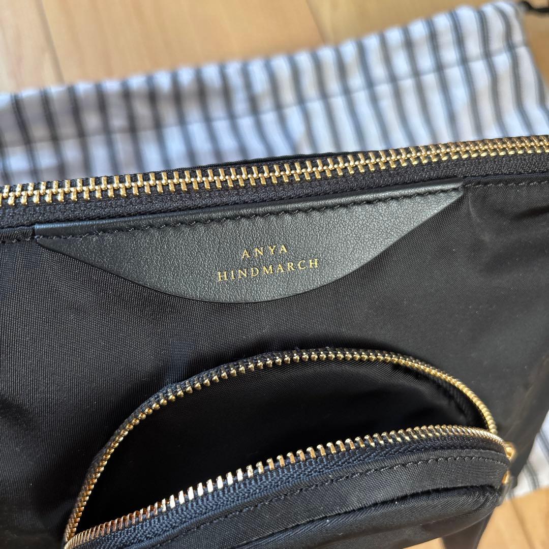 アニヤハインドマーチ　スマイリー　ポーチ