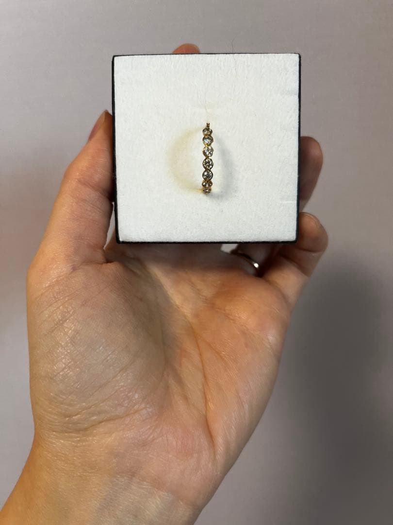 ダイヤモンドフープピアス(片耳用)