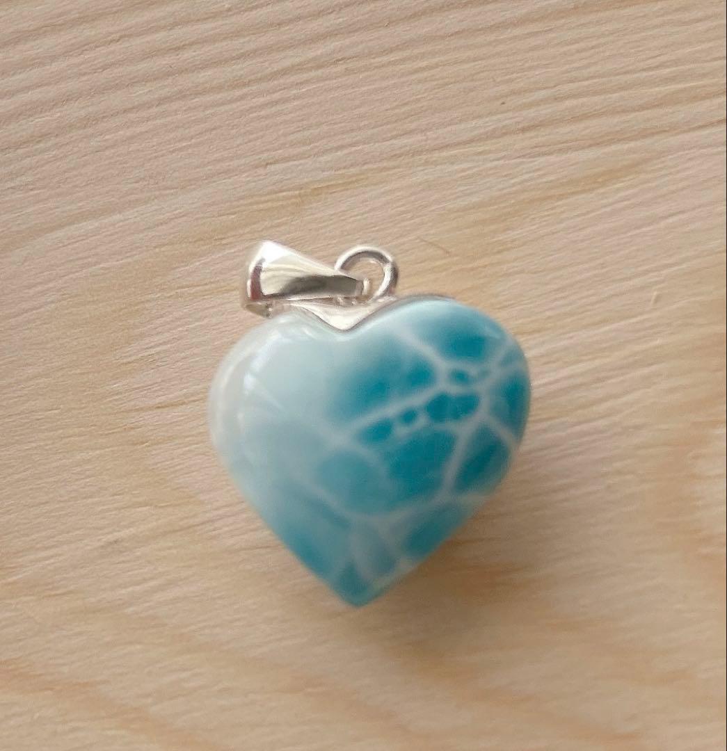 極上品ハート型ラリマーペンダントトップ