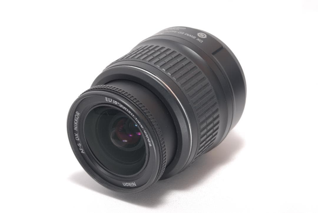 ⭐️簡単操作で安心⭐️Nikon D40　デジタル一眼レフ 高画質　ニコン