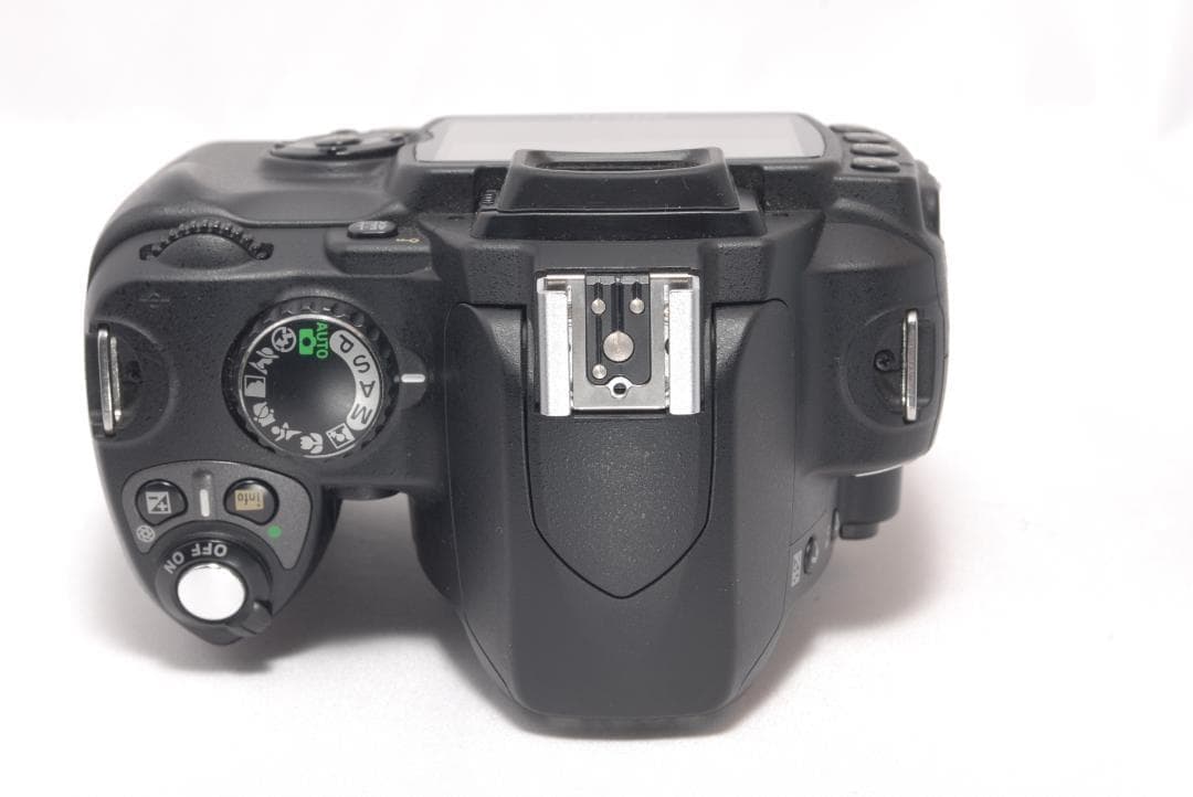 ⭐️簡単操作で安心⭐️Nikon D40　デジタル一眼レフ 高画質　ニコン