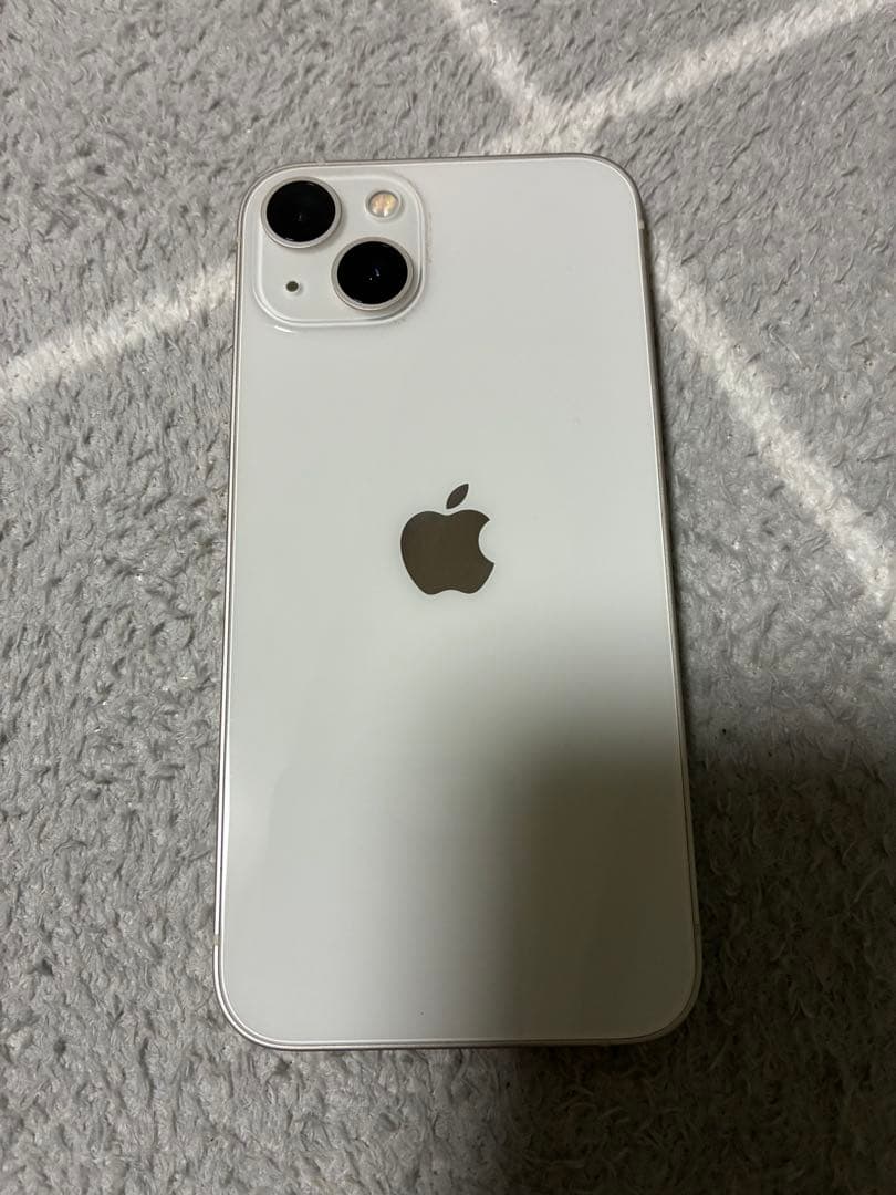 Apple iPhone 13 ホワイト 本体 充電ケーブル付
