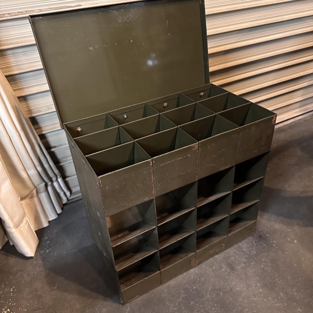 ヴィンテージ メタル製 パーツボックス タバコストッカー 店舗什器