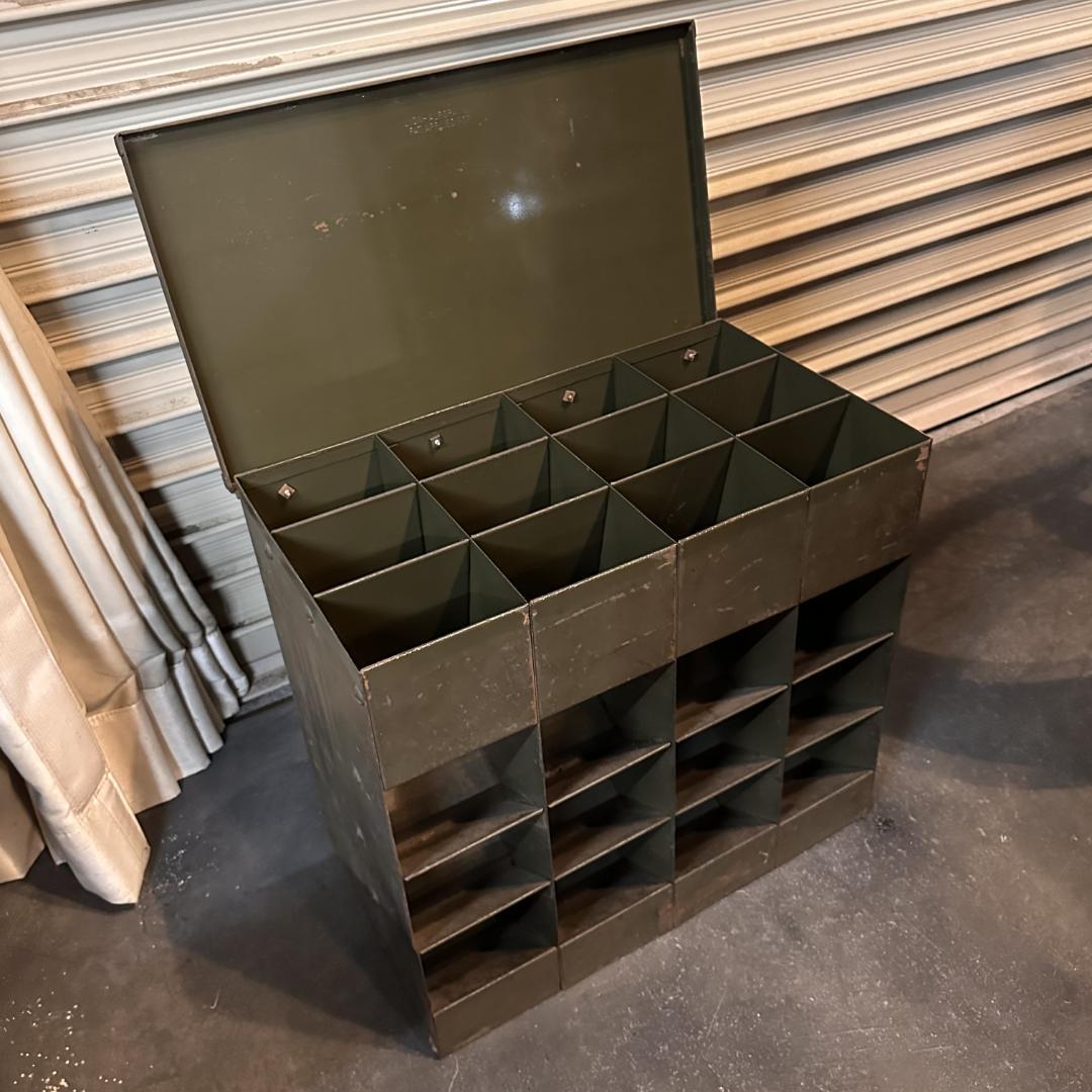 ヴィンテージ メタル製 パーツボックス タバコストッカー 店舗什器