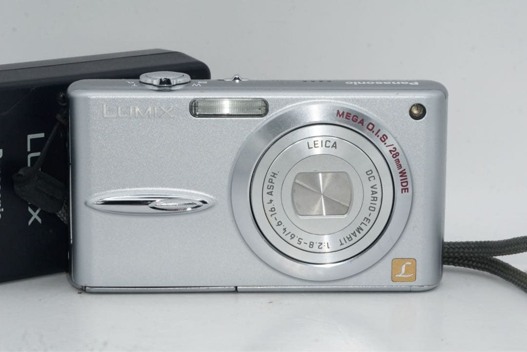 デジタルカメラ Panasonic DMC-FX30