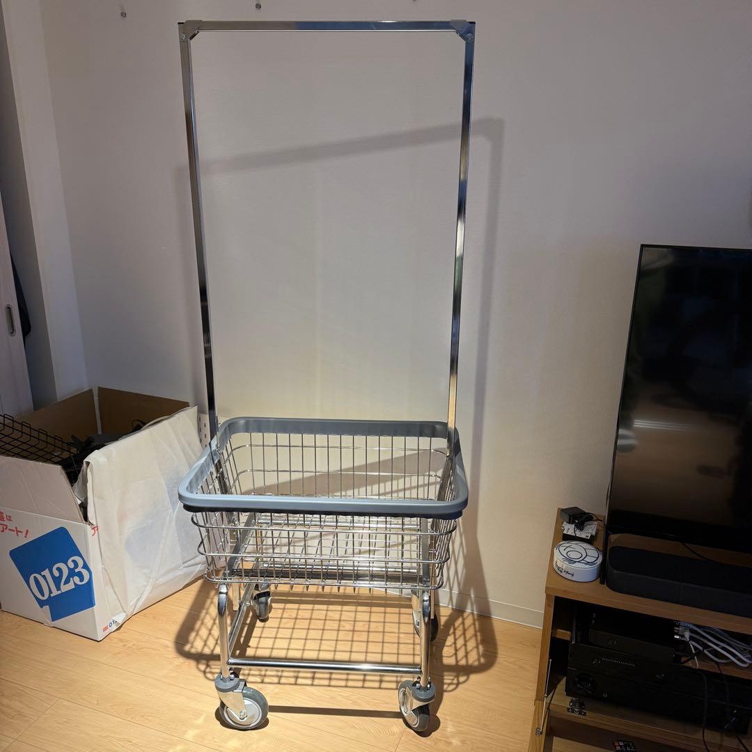 パシフィックファニチャー PFS ランドリーカート R＆B Wire　引取限定