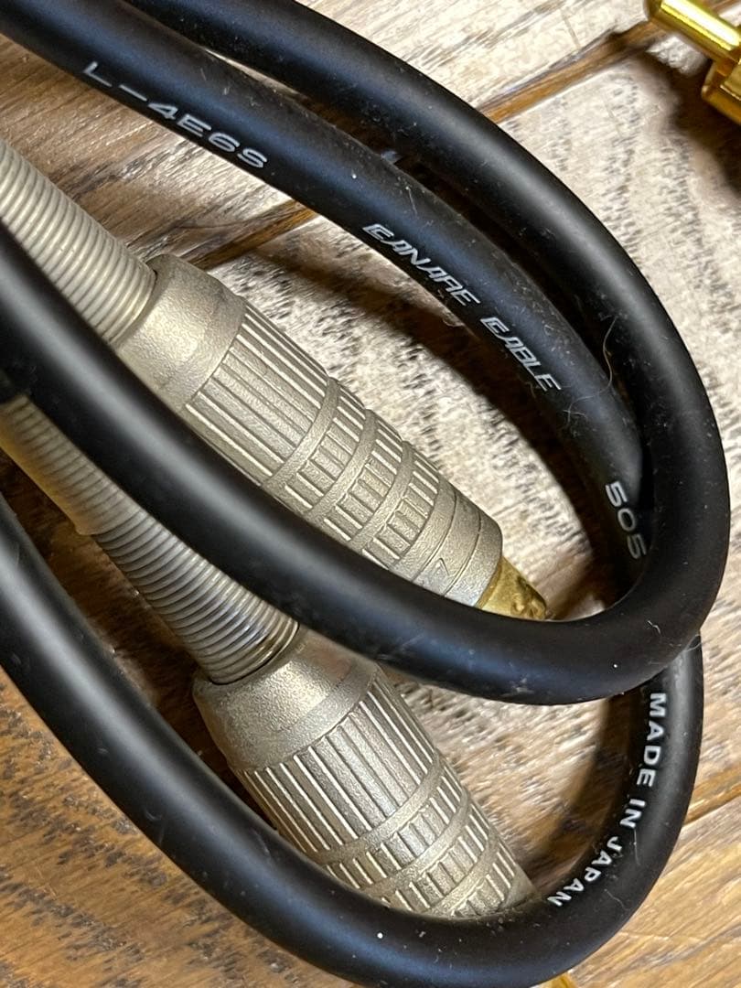 オーディオ ケーブル　プラグ 類　画面全部　映像　カラオケ