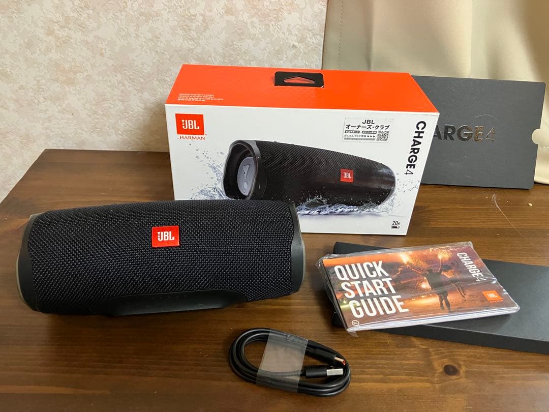JBL CHARGE 4 ブラック