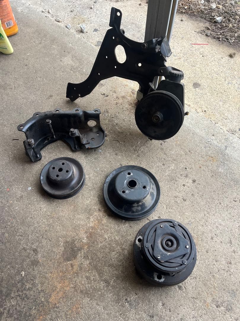 シボレー350　モンテカルロ プーリーその他