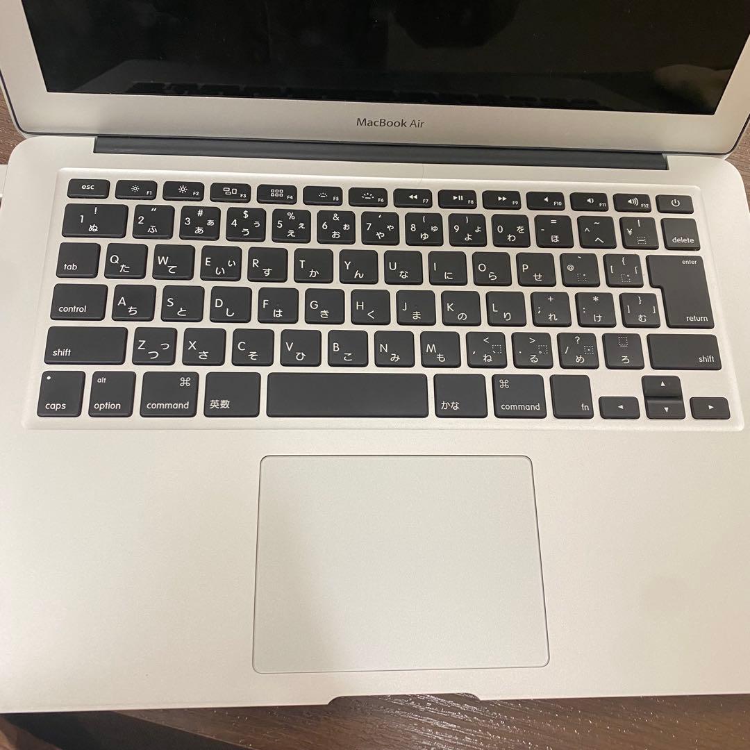 MacBook Air本体　13インチ 日本語配列　付属品あり　箱付き　動作良好