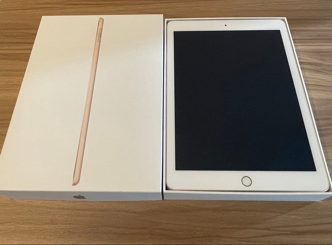 美品 iPad 第5世代 ゴールド 32GB Wi-fi モデル A1822