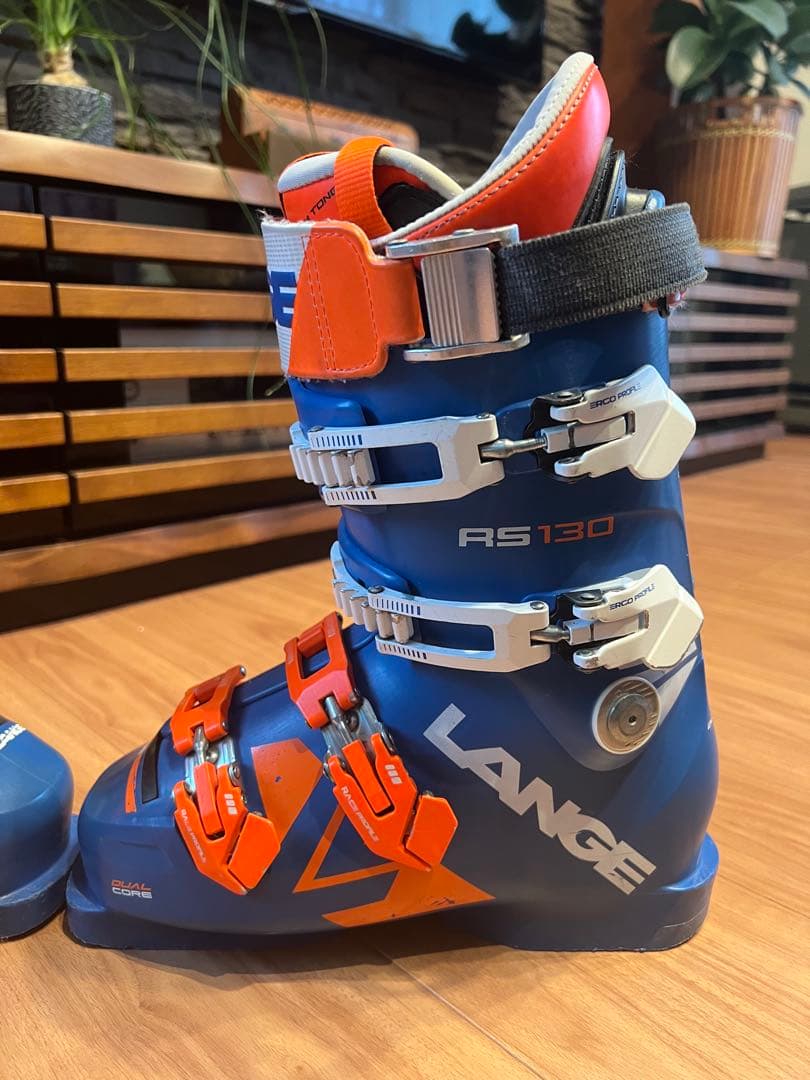LANGE RS 130 スキー用ブーツ 青/オレンジ