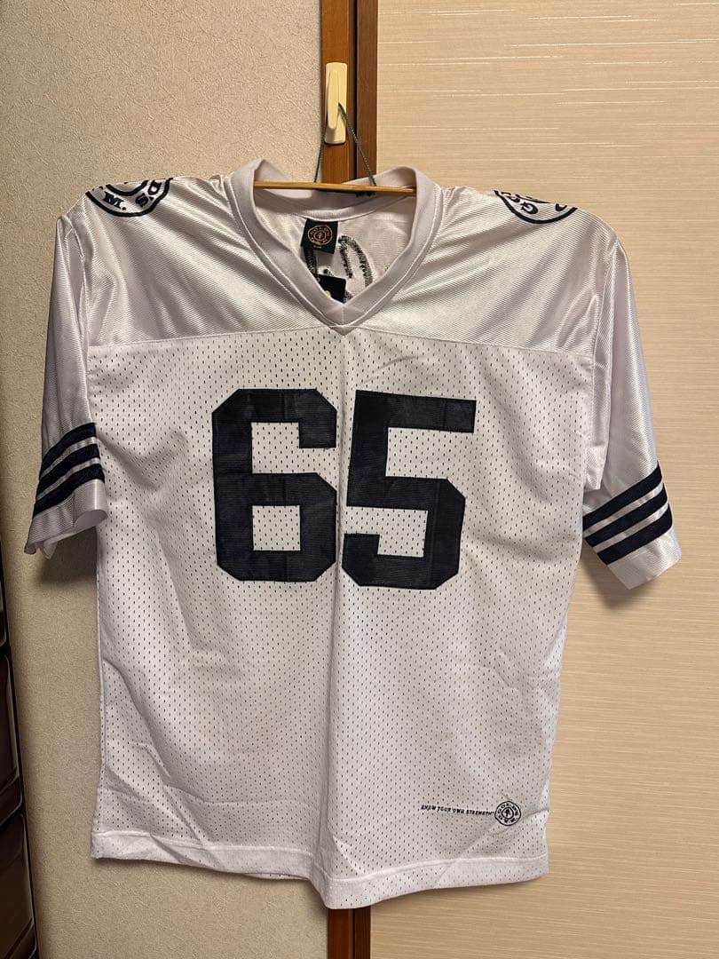 GOLD'S GYM （アメリカンフットボール型）シャツ 65