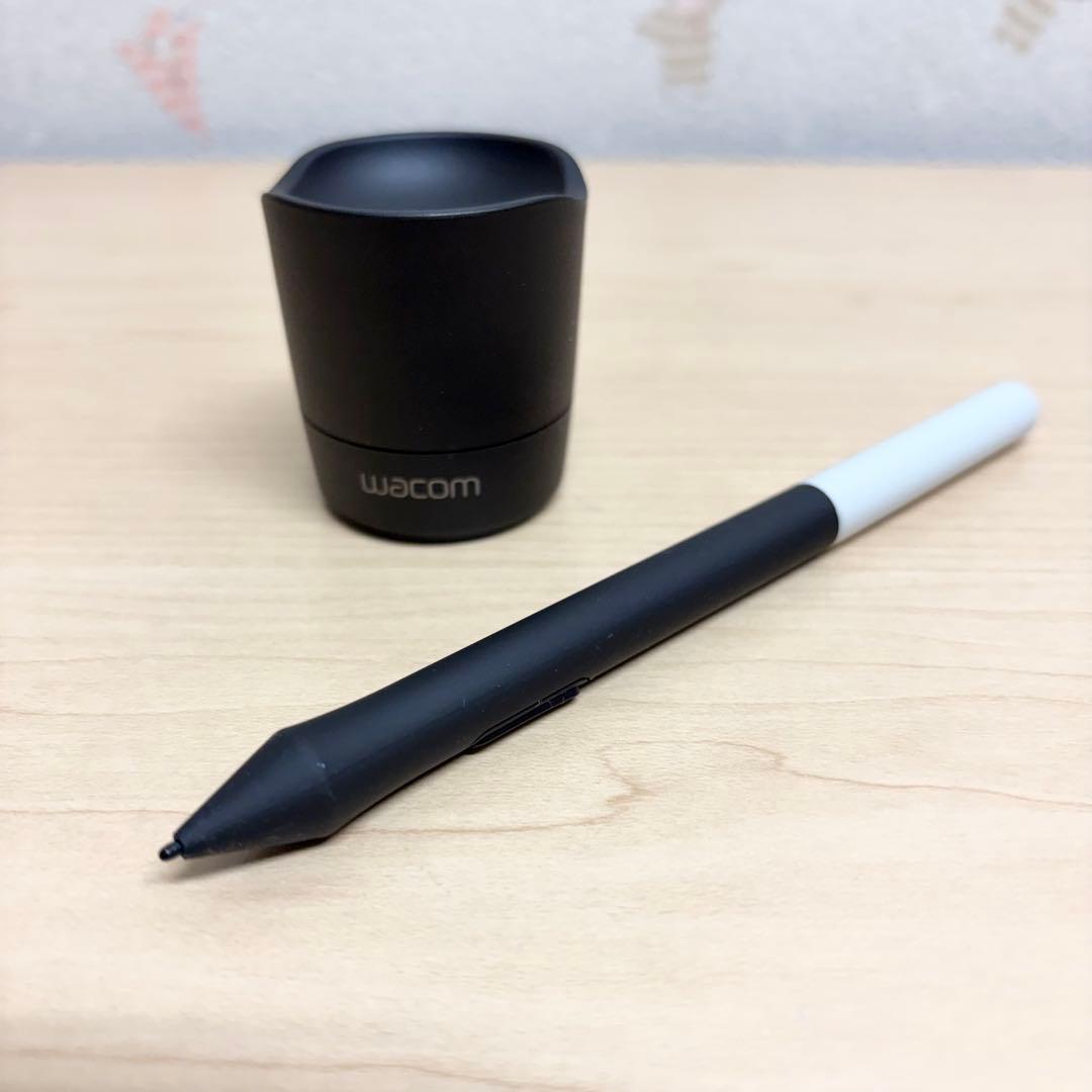 2022年製 Wacom ワコム One 液晶ペンタブレット DTC133W0D