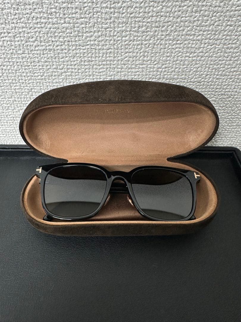 【TOM FORD 】トムフォード　サングラス