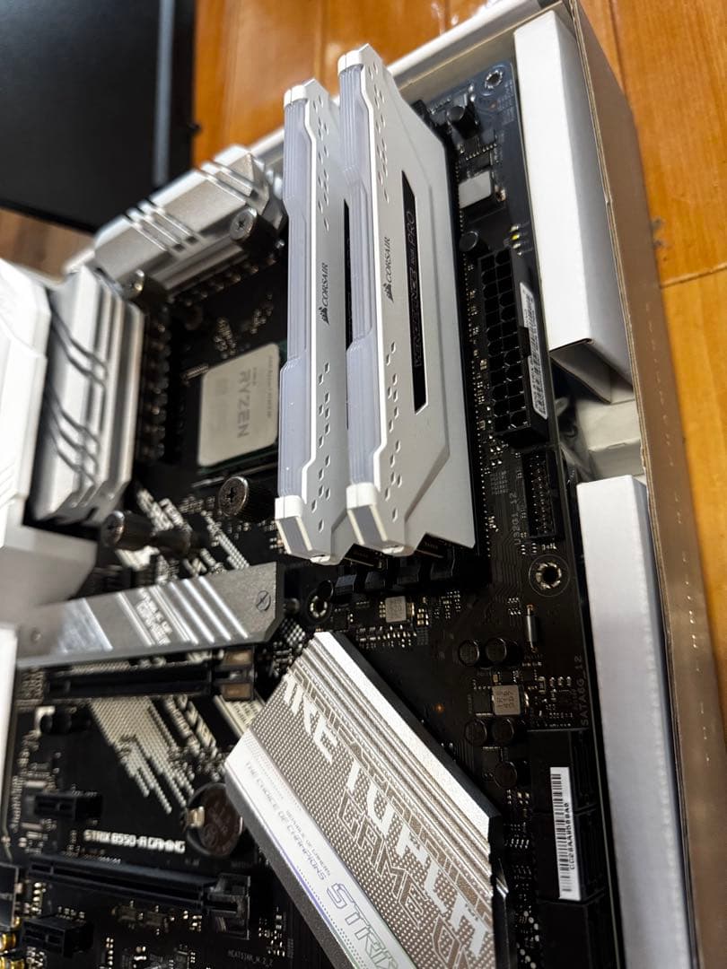 Ryzen 5 5700X3D + B550-A + 32GBメモリ