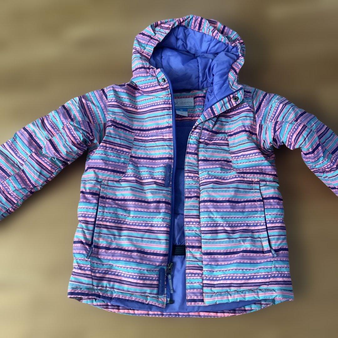 美品コロンビア子ども用 スキーウェア フード付きジャケットとスノーパンツ