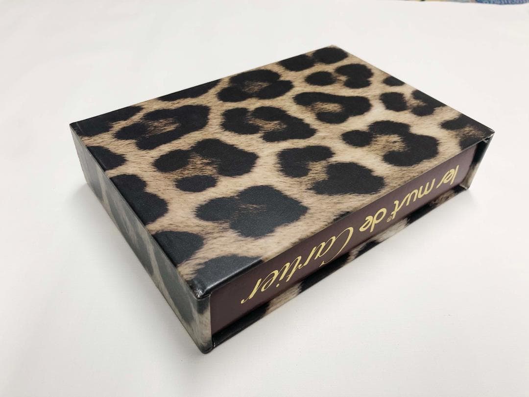 ブラックフライデー12月1日まで　Cartier（カルティエ）中古本