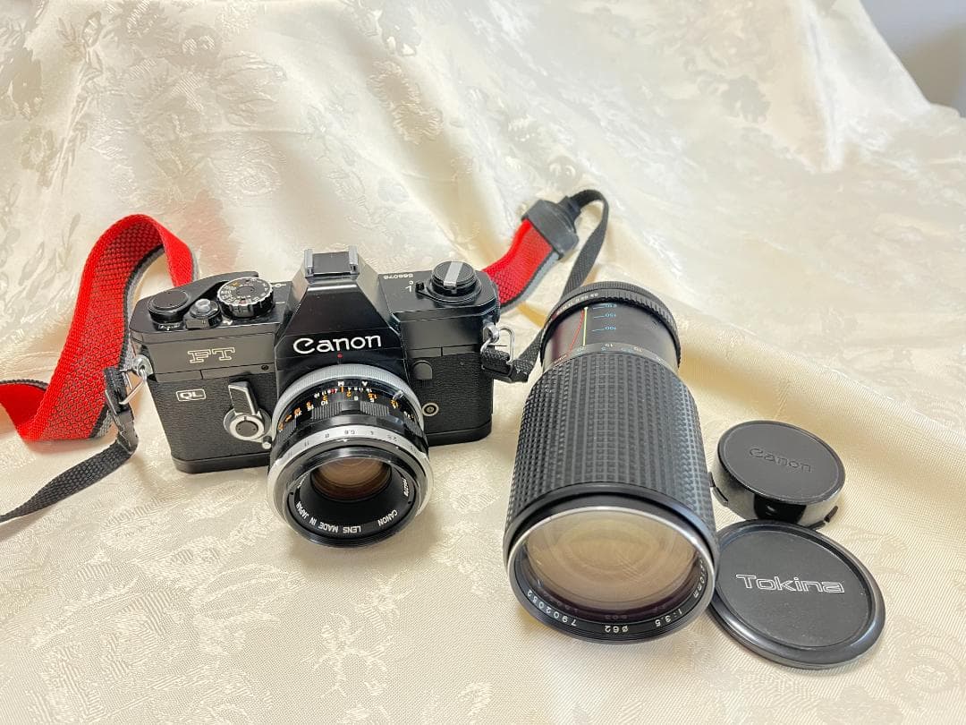 CANON FT　ブラック　 ５０ＭＭと70-210ＭＭズームレンズ付き