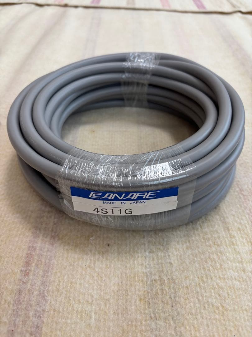 スピーカーケーブル 4S11G(グレー ) 9.5m✖️1 輪10.5m✖️1輪